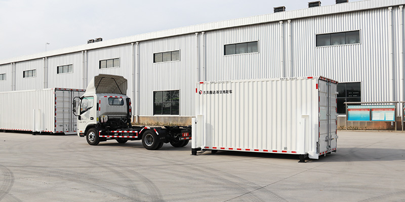 Foton 19CBM Cargo Van Truck With Single Row Seat Rows And 1000-1500Nm Maximum Torque
