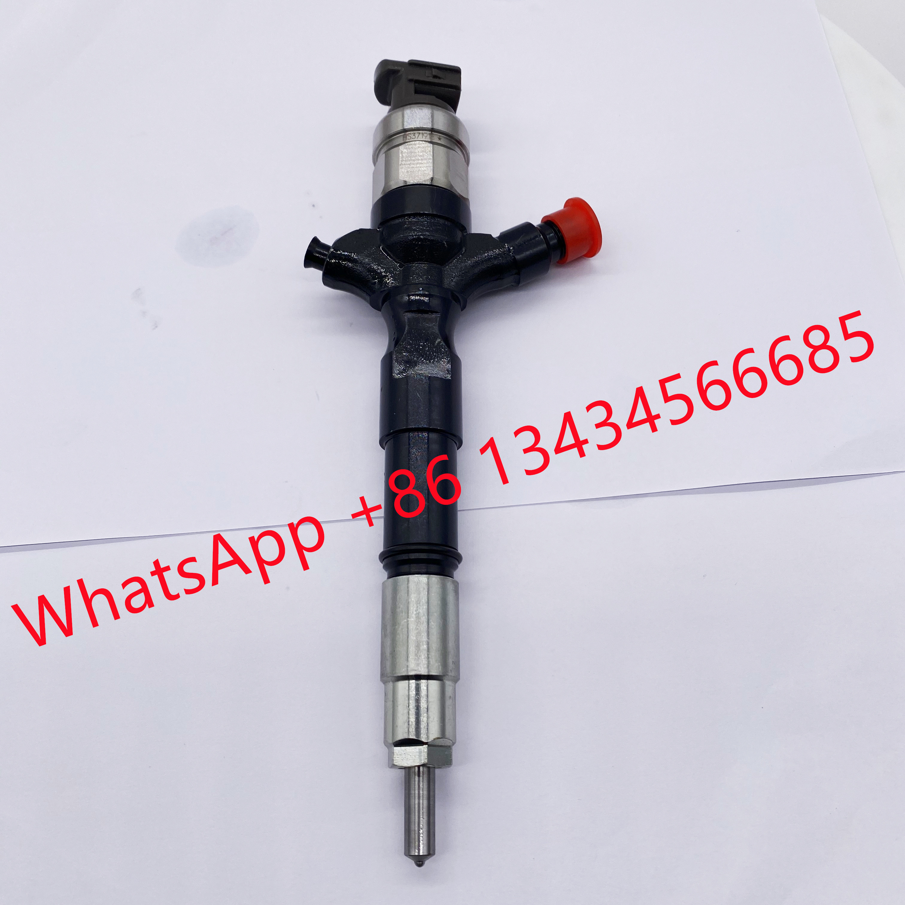 DENSO Common Rail Fuel Injector 095000-5663 for TOYOT 23670-30050