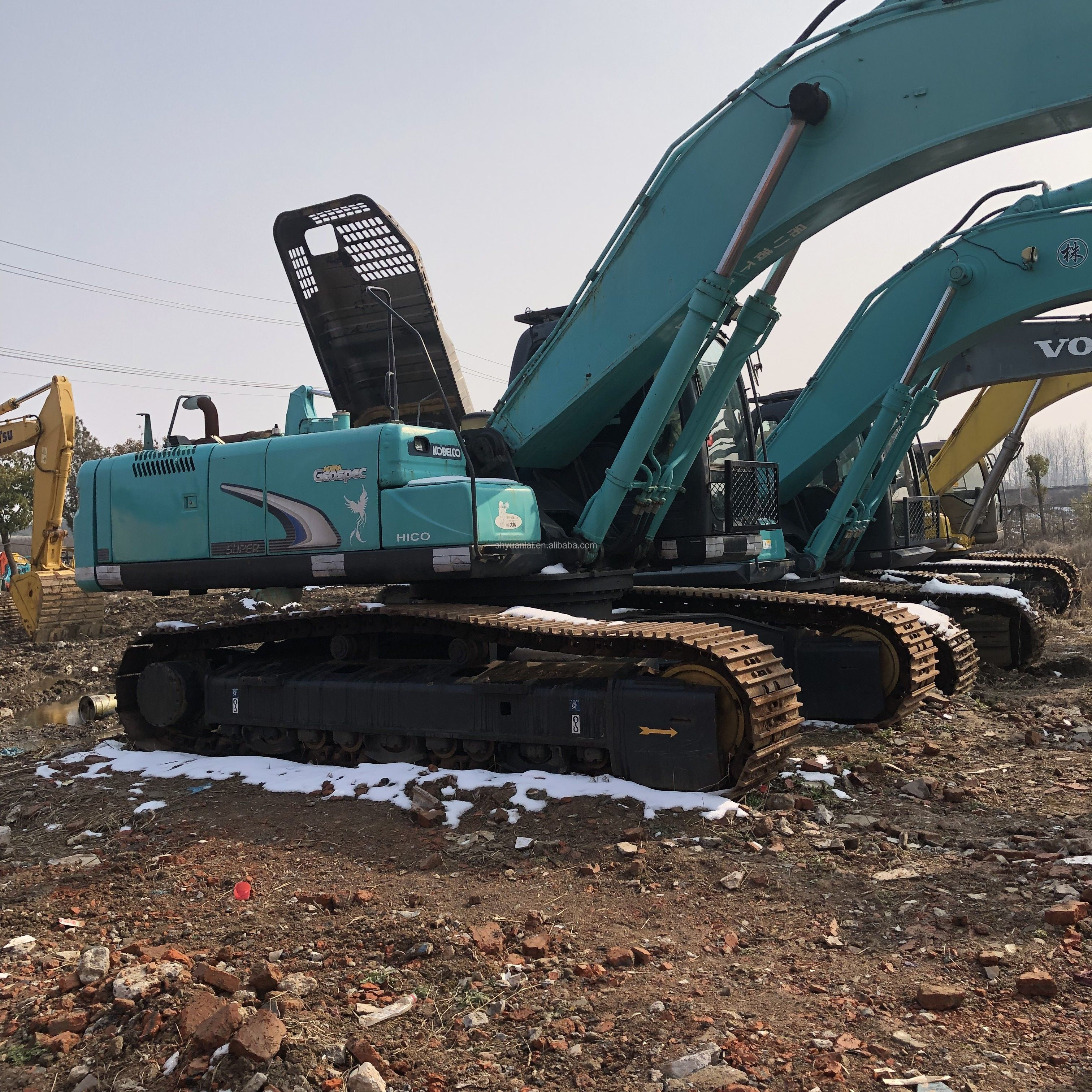 Good Condition Used Kobelco SK350LC Excavator with Original Hydraulic Valve 196.9KW