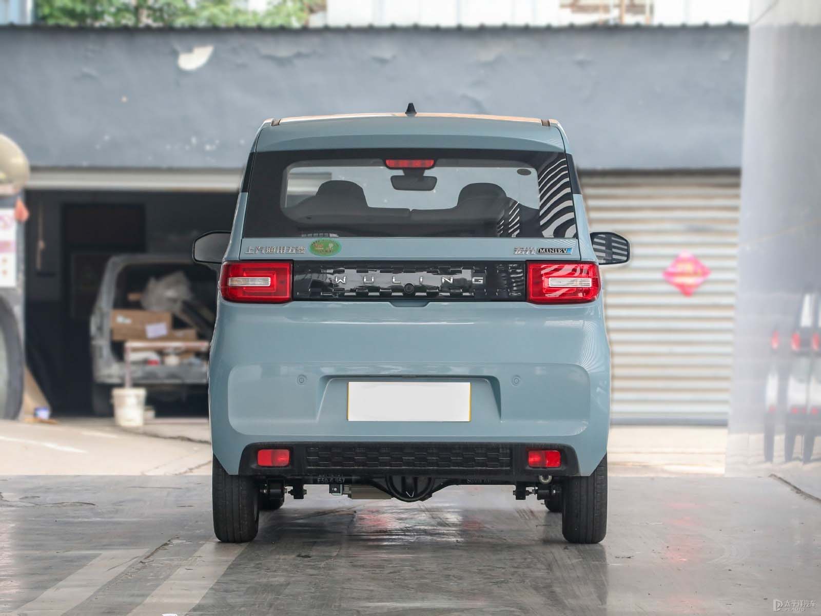 2022 new SAIC Wuling Mini new energy electric vehicle, small and convenient, spot sales