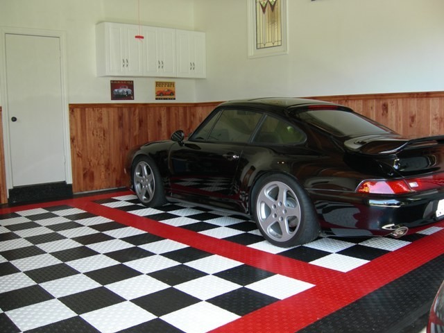2500Lbs Racedeck Diamond Garage Floor Tile Anti Slip For Workshop