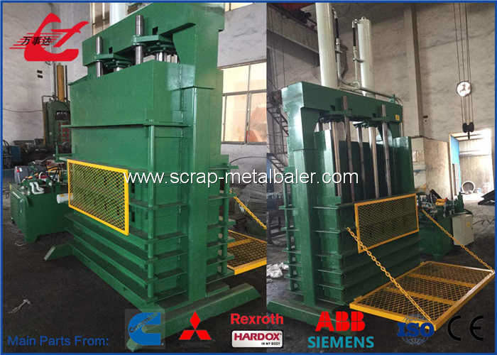 Vertical Waste Paper Baler PP Bags Cardboard PET Bottles Baling Press Machine With Conveyor
