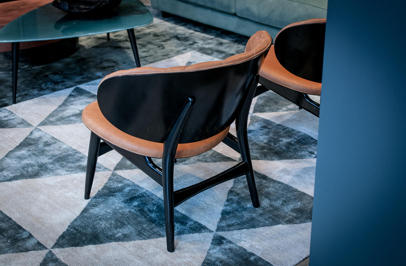 Elegantly Dining Solid Wood Chairs / Wood And Fabric Dining Chairs