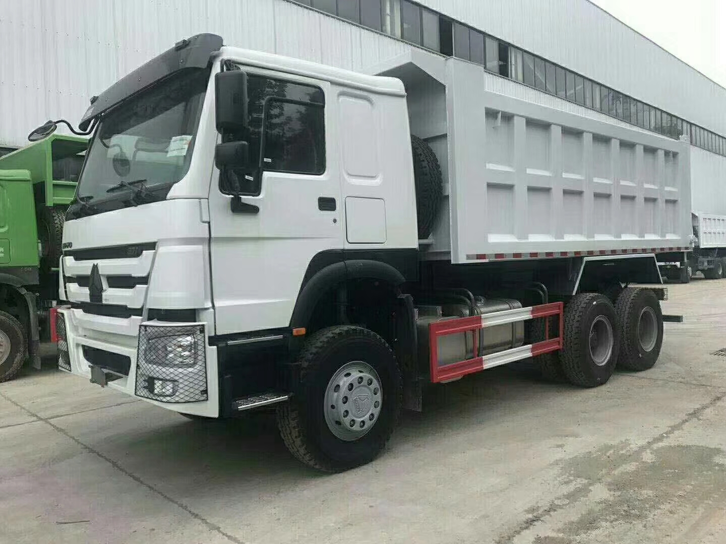 10 Forward Shift GCC Certificated 20 cubic Dump Truck for Middle East