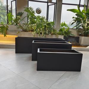 Quality Matte Garden Fiberglass Flower Pots Black Color For Outside wholesale