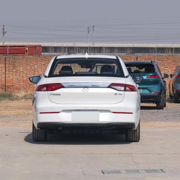 5 Seats Energy Vehicle Auto Electric Car Aion S Xuan Sedan Affordable and Eco