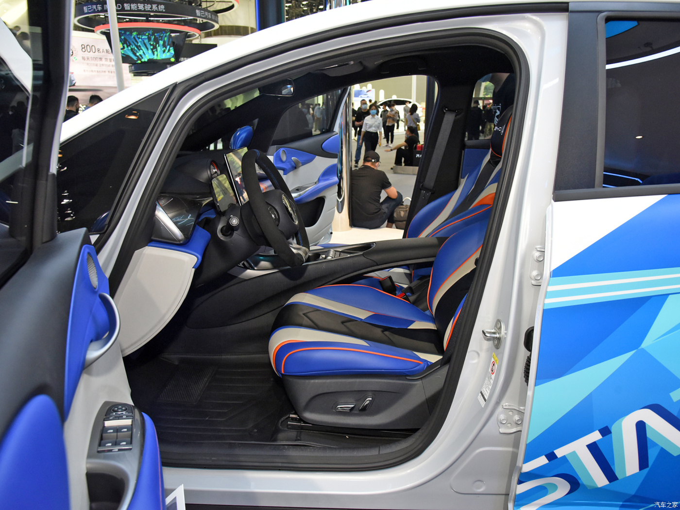 BYD Dolphin New Energy Electric Vehicle Automatic Motors 4 Seater