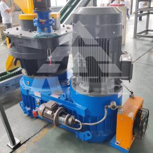 Quality Biomass Briquette Pressing Biomass Wood Pellet Making Machine wholesale