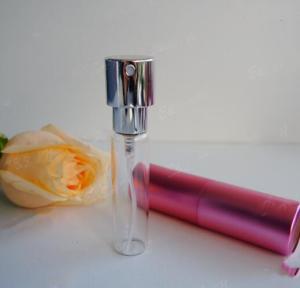Quality bottle perfume bottle recycled glass bottles black blue red pink green cap plastic and metal roll frog wholesale