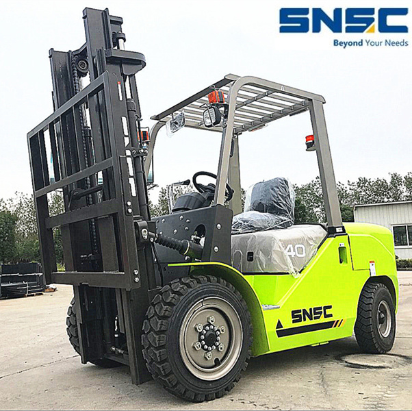 Fd40 Isuzu Engine 4ton Standard Diesel Forklift Price