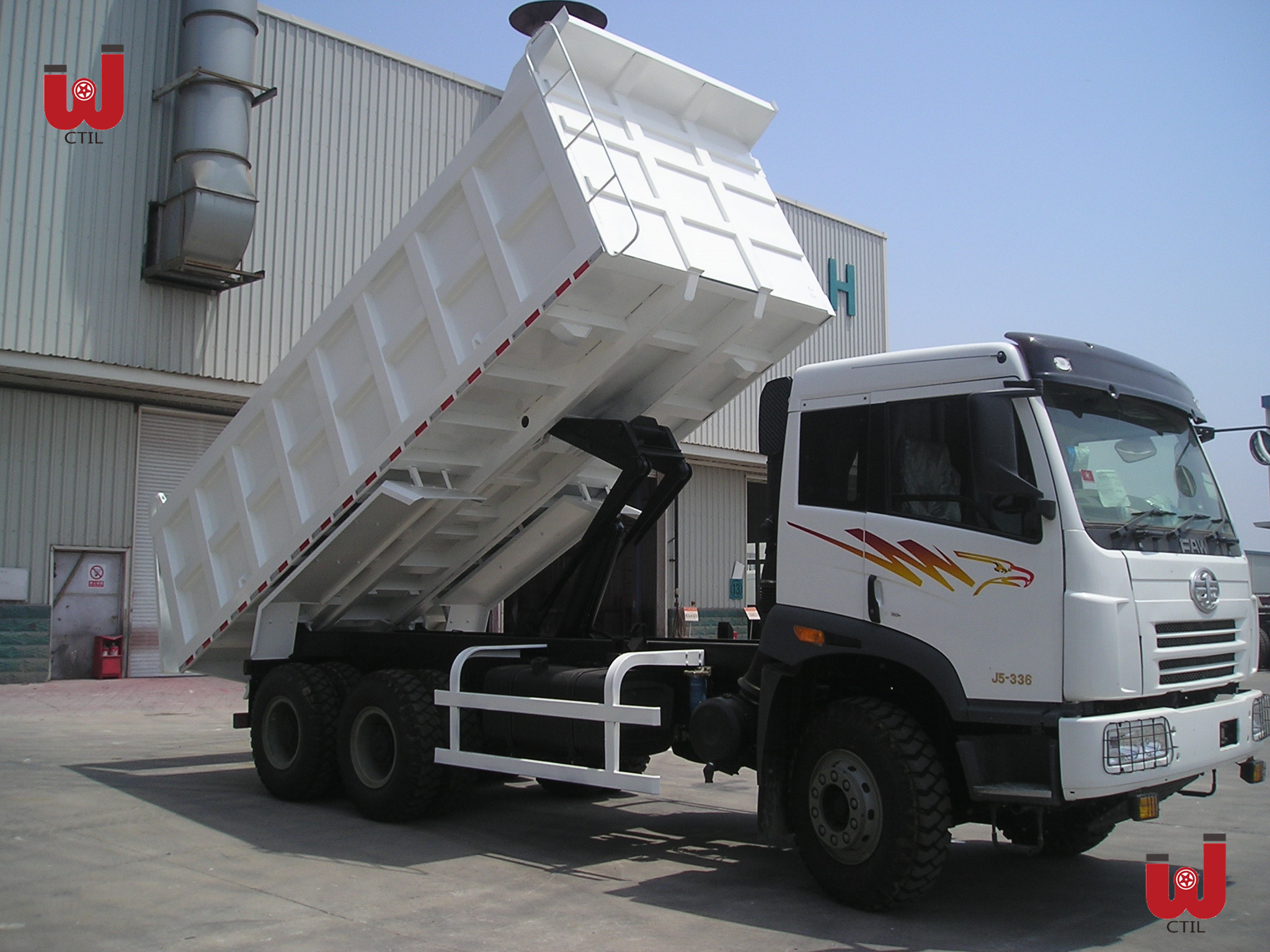 tipper truck