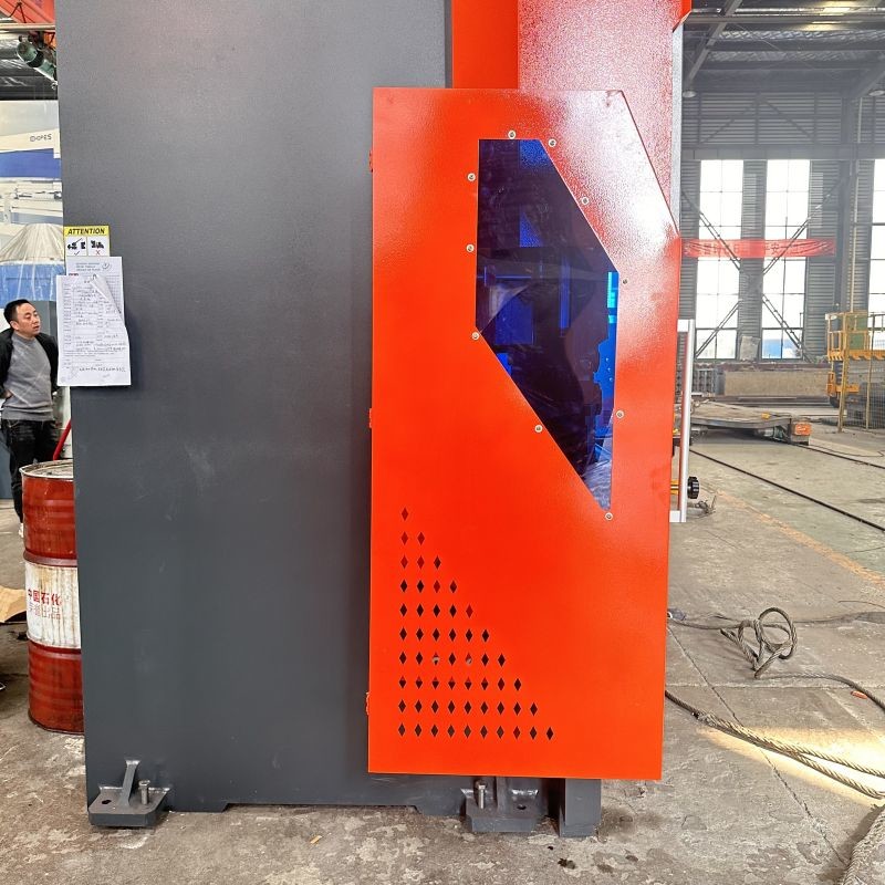 WE67K-300T 3200 400mm Throat Depth 20T Press Brakes with Max. Bending Angle 30-180