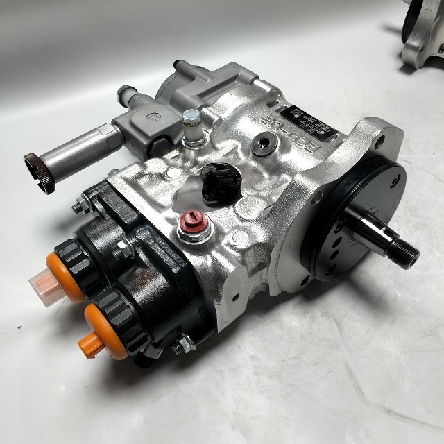 094000-0574 Engine Fuel Pump 6251-71-1120 D28C-001-800a+B
