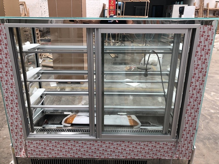 Bakery Square Glass Display Refrigerator 4ft , 4 Layers Glass Pastry Cake Showcase
