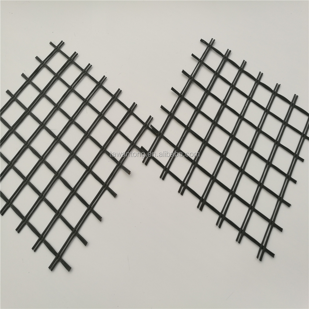 12.7*12.7mm 25.4*25.4mm Mesh Size Bitumen Coated Fiberglass Geogrid for Asphalt Road
