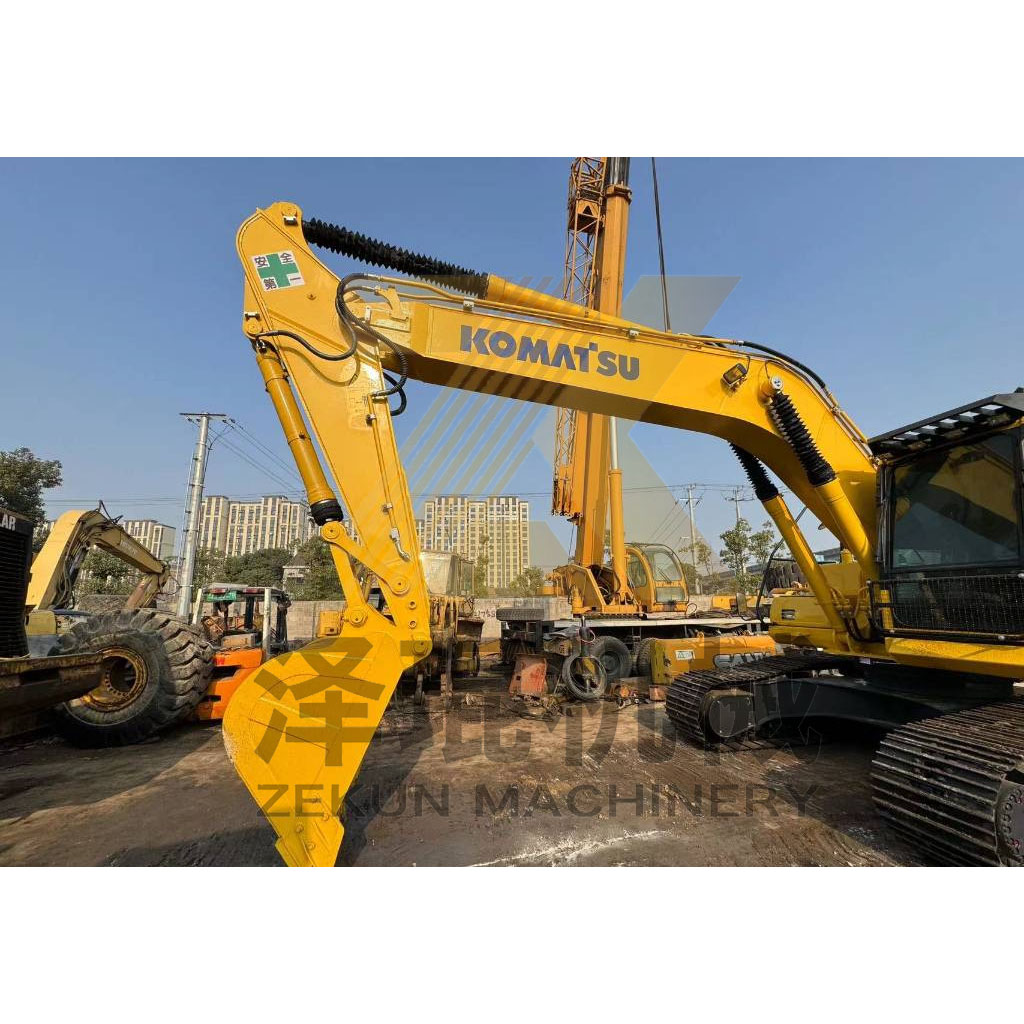 110KW Second-Hand Komatsu PC220-7 PC220-8 Excavator with Pumps