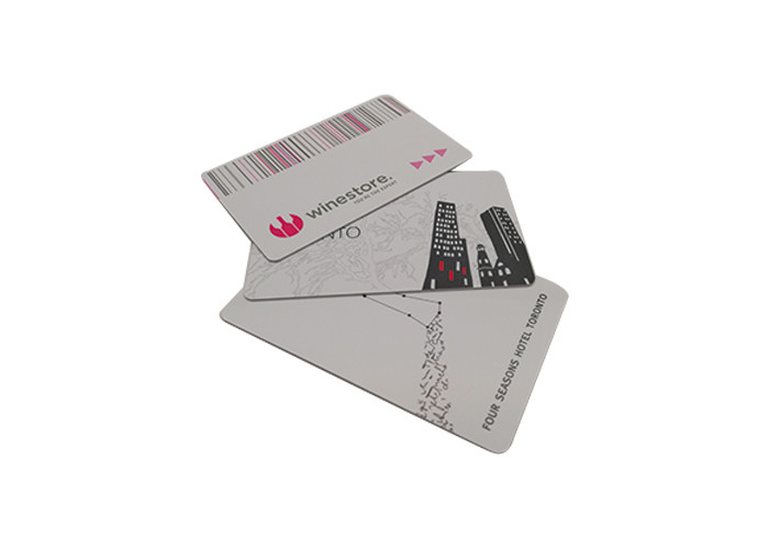 Magnetic RFID Hotel Key Cards 125KHZ / 13.56MHZ Switch RFID Hotel Room Keys