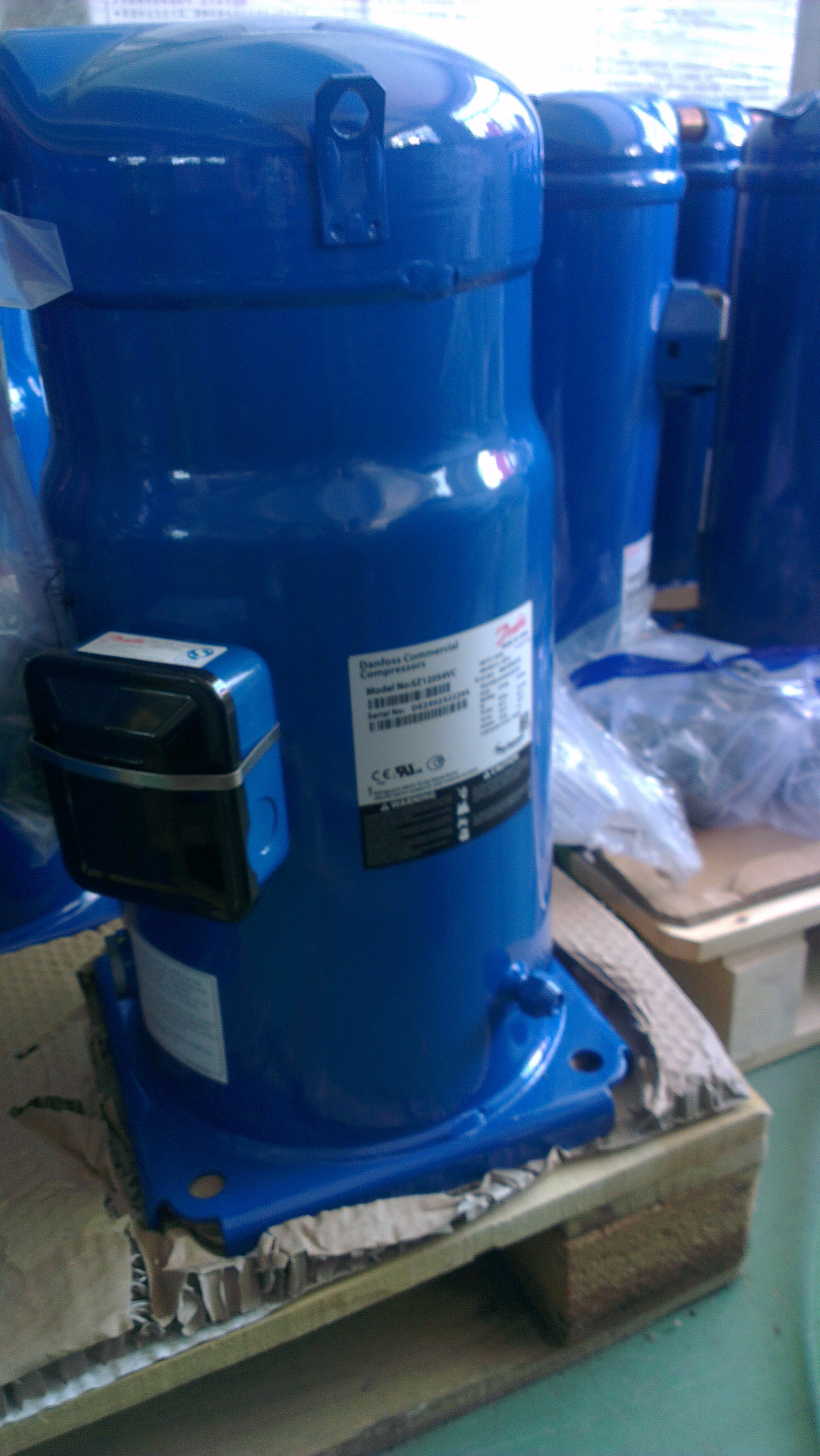 7HP SM084S4VC Refrigeration Scroll Compressor SM084-9VM R22 Refrigerant Fixed Speed