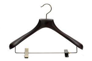 Quality Betterall Steady Closet Complete Pearl Nickel Clips Wood Coat Hanger wholesale
