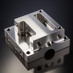 China Metal Milling CNC Spare Parts Machining Service Custom CNC Metal Machining Stainless Steel Spare Part on sale