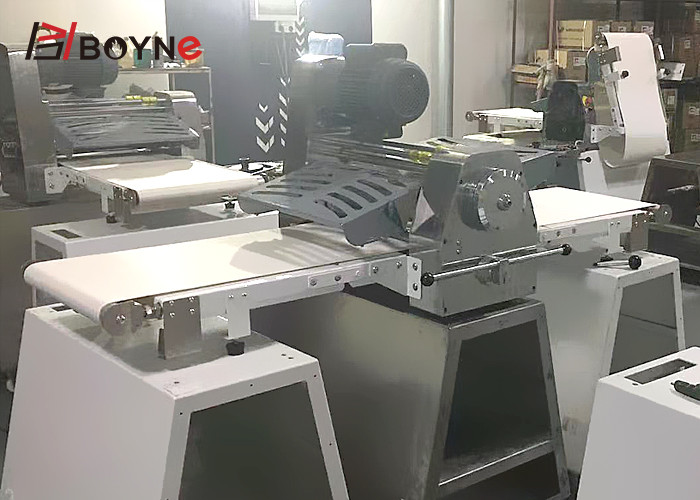 Kitchen Dough Sheeter Machine Electric Table Top Type