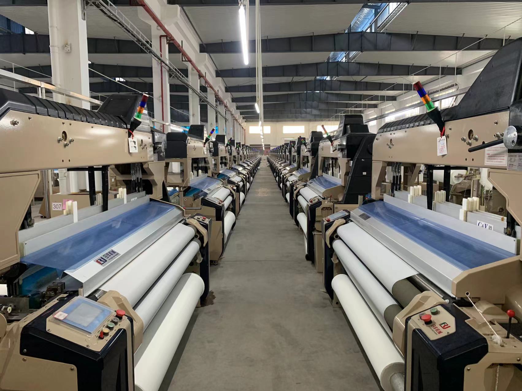 PP PE Geotextiles Textile Weaving Machine 1000 RPM Speed Double Nozzle Water Jet Loom