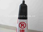 Custom Square Reflective Flat PE Flexible Colored Traffic Cone Moulded Rubber