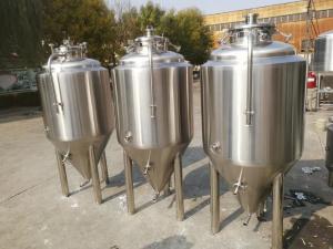 Quality Heat / Cold Insulation Ss Brewing Fermenter , Cylindrical Fermenter With Jacket wholesale