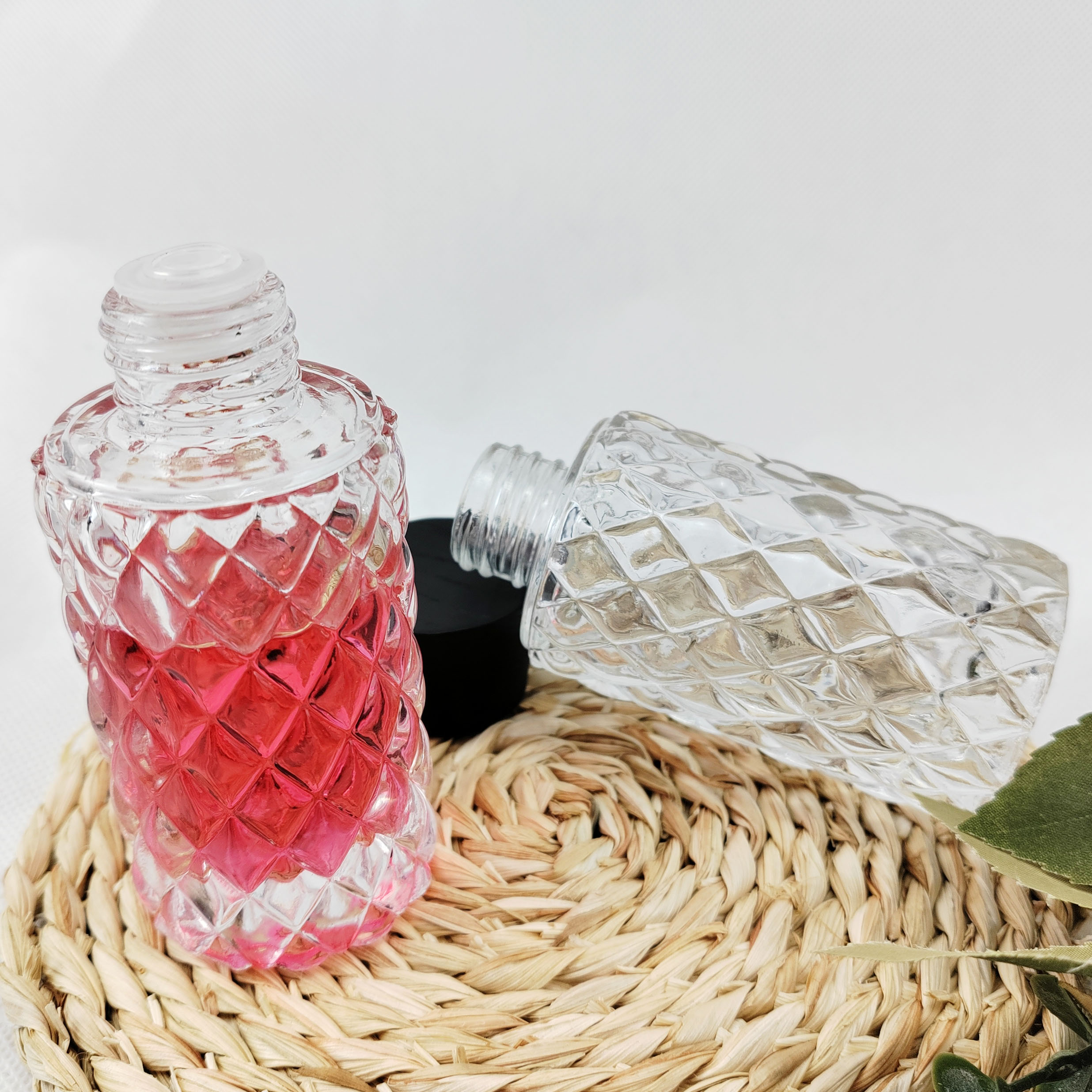 100ml Luxury Scent Mini Bottle Glass Diffuser Custom Essential Oil for Home Fragrance