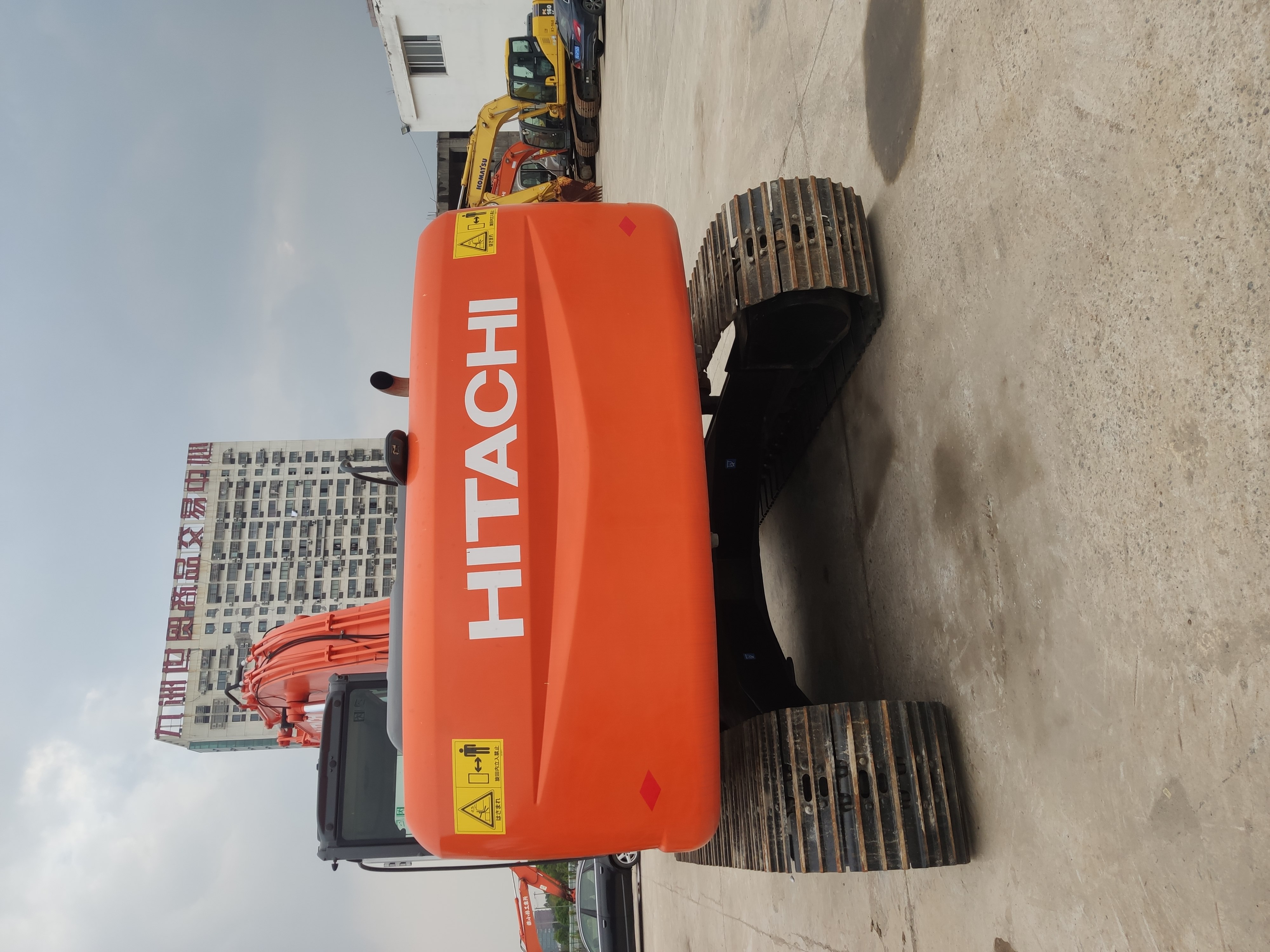 90% Used ZX240 Hitachi Excavator with Original Engine and Hydraulic System Affordable