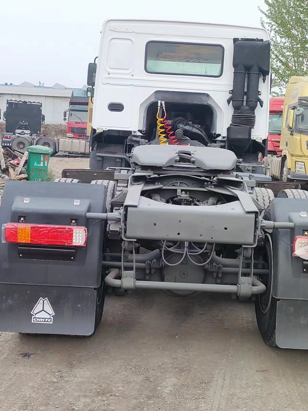 Sinotruk HOWO 400HP Tractor Truck