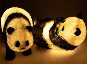 Quality A pair of panda lights LED resin waterproof landscape lamp translucent animal outdoor park lawn lamp wholesale