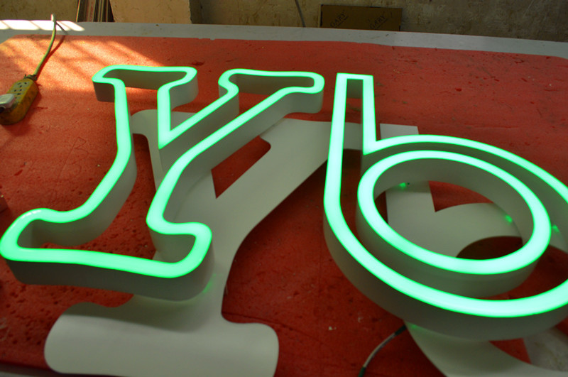 20mm Depth 3D LED Custom Illuminated Signs For Businesses