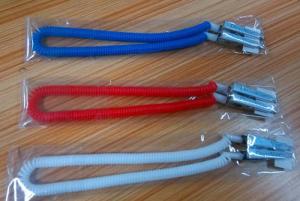 Quality Single package hot selling blue red white sprial coiled dental napkin holder bib scarfpins wholesale