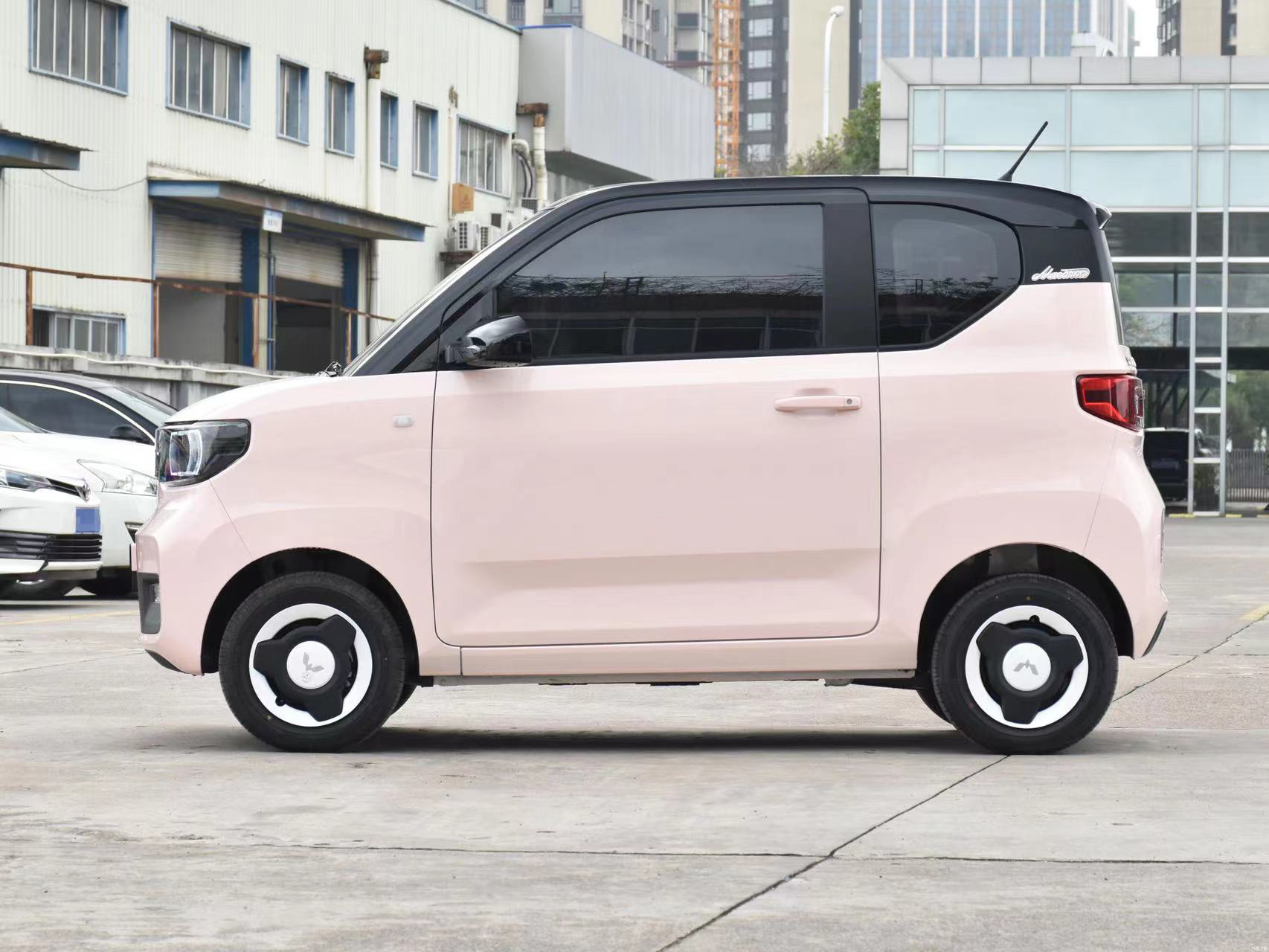 new car products electric car Hongguang MINIEV 2022 GAMEBOY 300km play model lithium iron phosphate direct supply