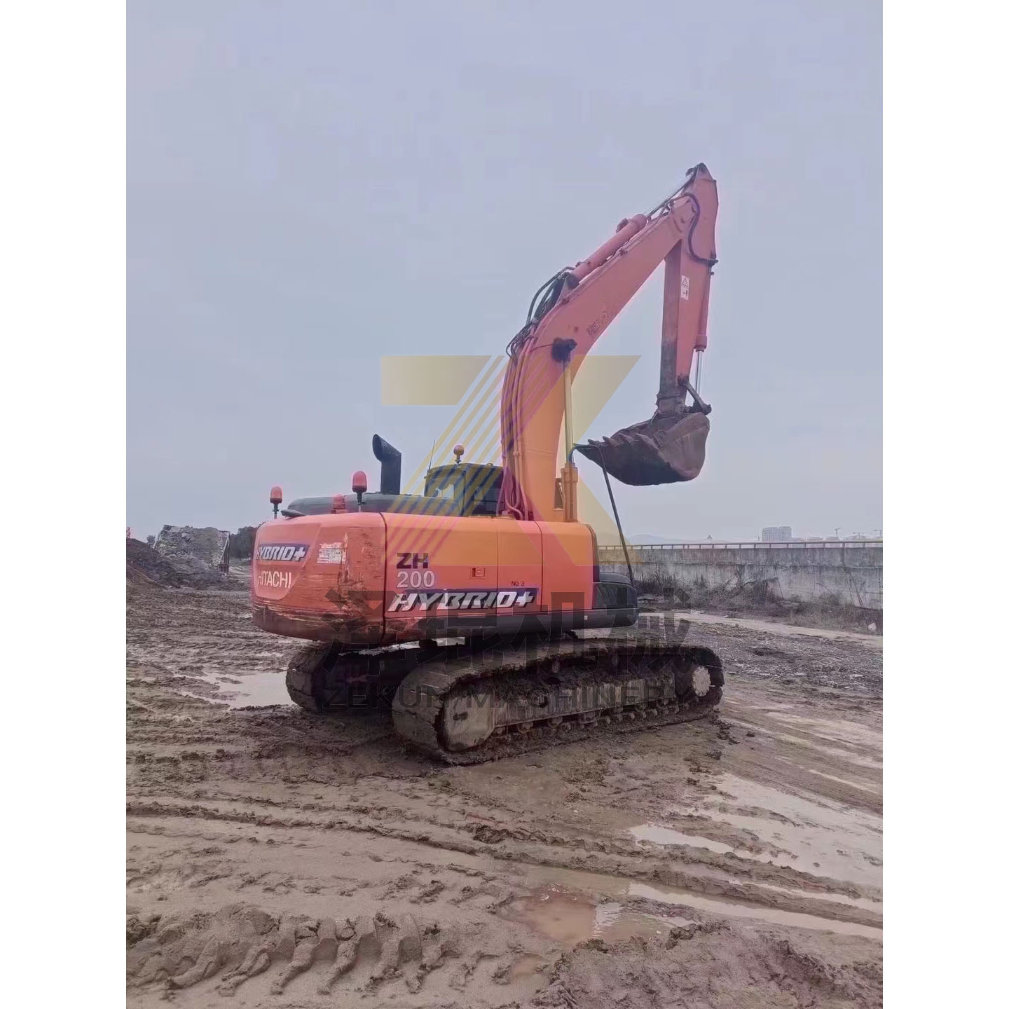 Used Hitachi Excavator ZX200 Ex 200 -3 200-5A Zaxis ZX200-3G/210-3G/240-3G/250-3G