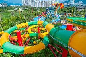 Quality Fiberglass Closed Spiral Black Hole Water Amusement Park Slides For Adult wholesale