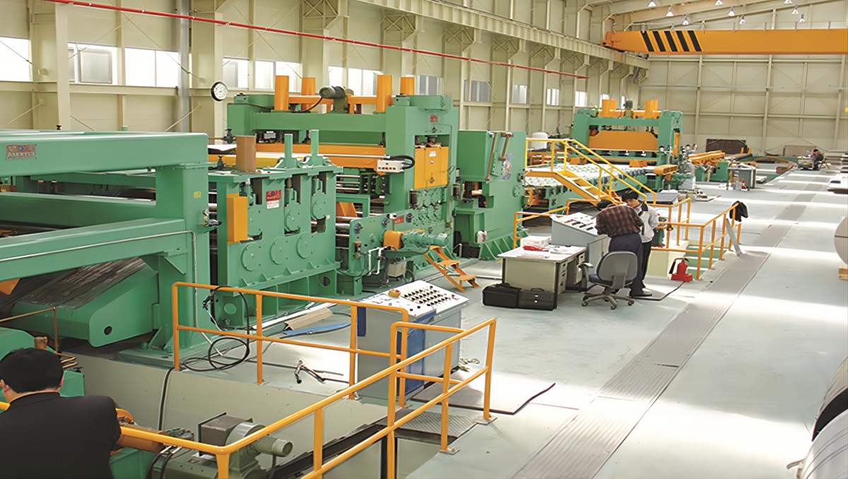 12mm Middle Plate Leveling and Cross Cutting Production Line with 680 Rated Power
