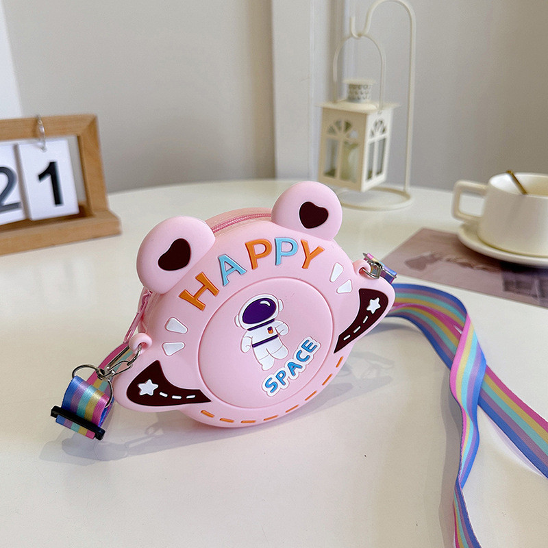 Astronaut Silicone Crossbody Purse Bag Pencil Pen Case Makeup Bag Storage Bag Makeup Accessories Purse Handbag For Kids