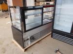 Air Cooling Ice Cream Showcase Freezer SS304 1200L Curved Glass