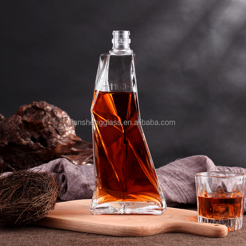 Glass Bottle for Gin Vodka Whisky Tequila Liquor with Stopper Customized Bottle Color