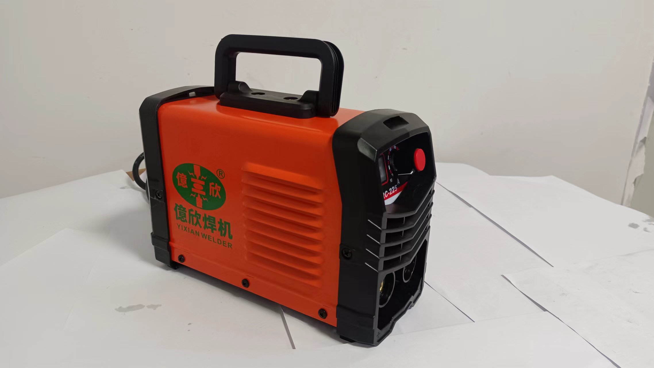 Portable ARC Welder MMA Manual Handheld Home Mini Welding Machine with Compact Design