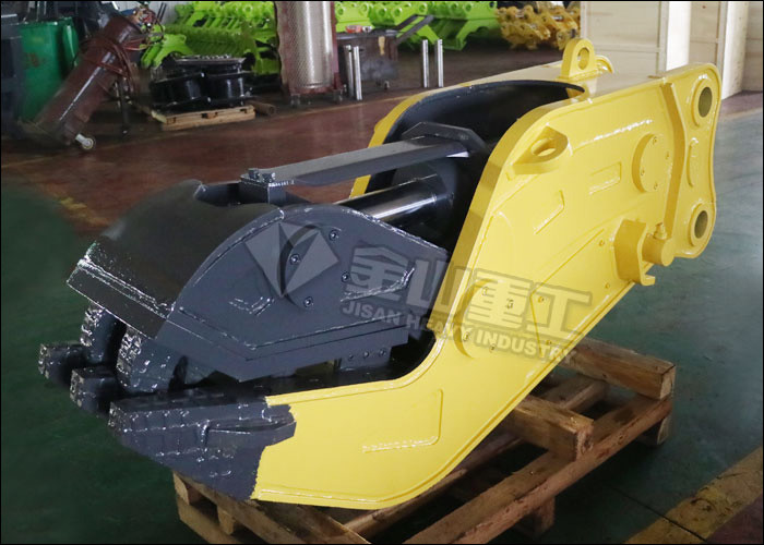 Komatsu PC200 Excavator Pulverizer Attachment Strong power Low Noise CE Approval