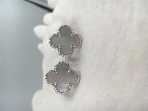 Quality Small Flower Stud Earrings 18K Gold Jewelry With White Mother Of Pearl wholesale