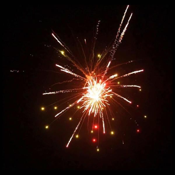 Chinese Consumer Cake Fireworks For New Year Celebration 1.4g Un0336 Cake