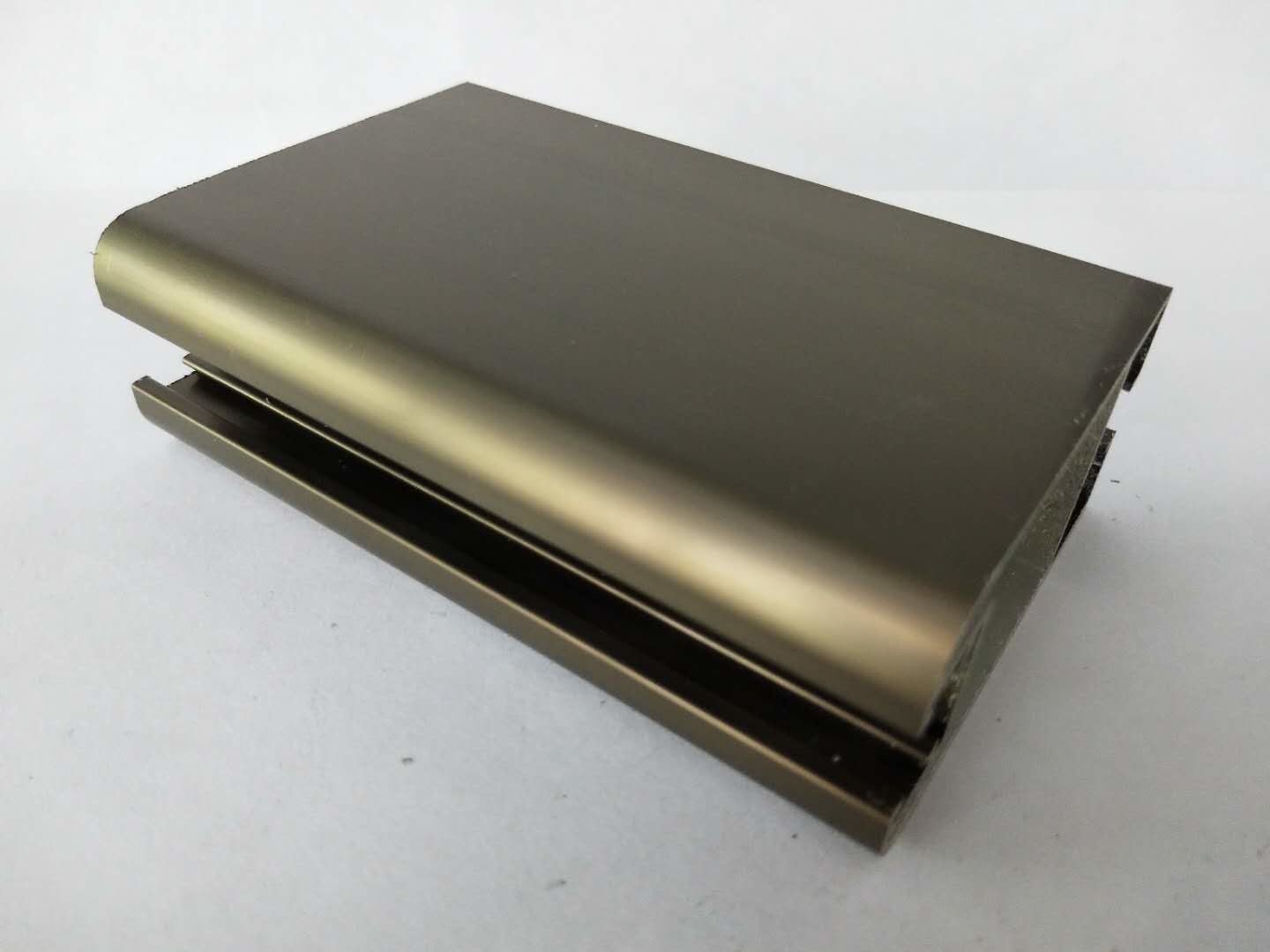 Electrolytic Coated Aluminum Alloy Profiles Smooth And Shining