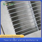 Hot Dip Galvanised Metal Grid Floor Grating For Poultry Cage Fence