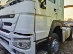 Top-notch HOWO 6X4 Tractor Truck 12r22.5 with 351-450hp and ≤5 Seats
