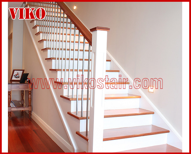 Wrought Iron Staircase VK76S Wrought Iron Handrail Tread Beech ,Railing tempered glass, Handrail b eech Stringer,carbon