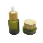 Blue Glass Cosmetic Jars For Moisturizer Inclined Shoulder With Bamboo Lid 5g